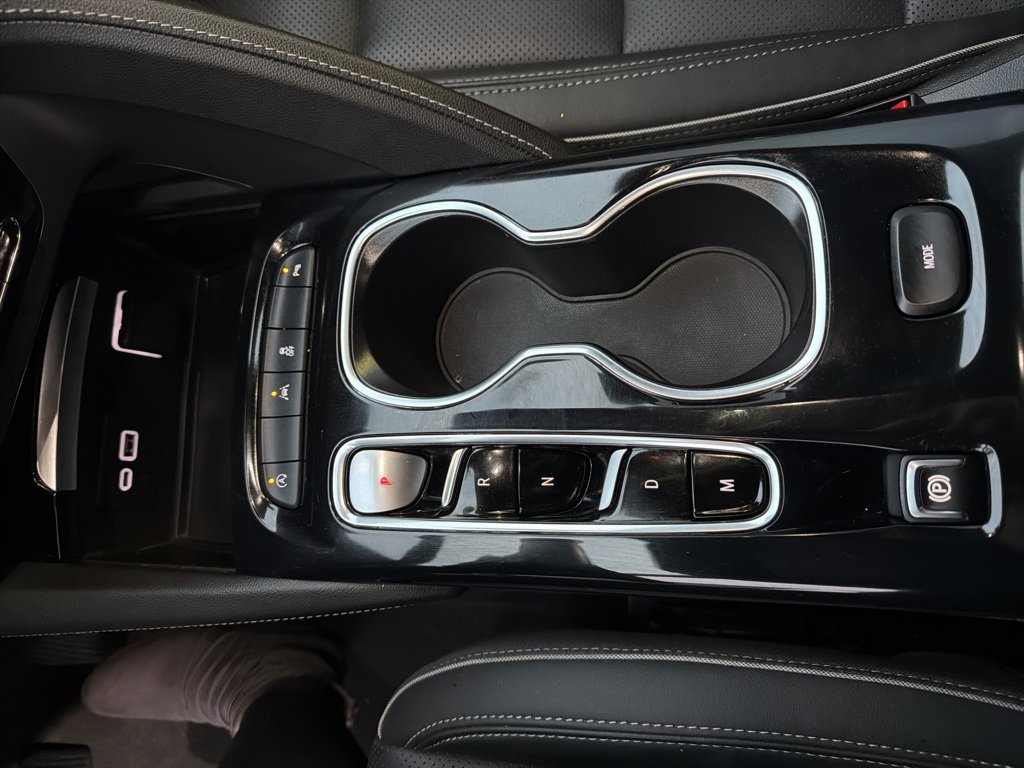 Used 2023 Buick Envision Essence image 10