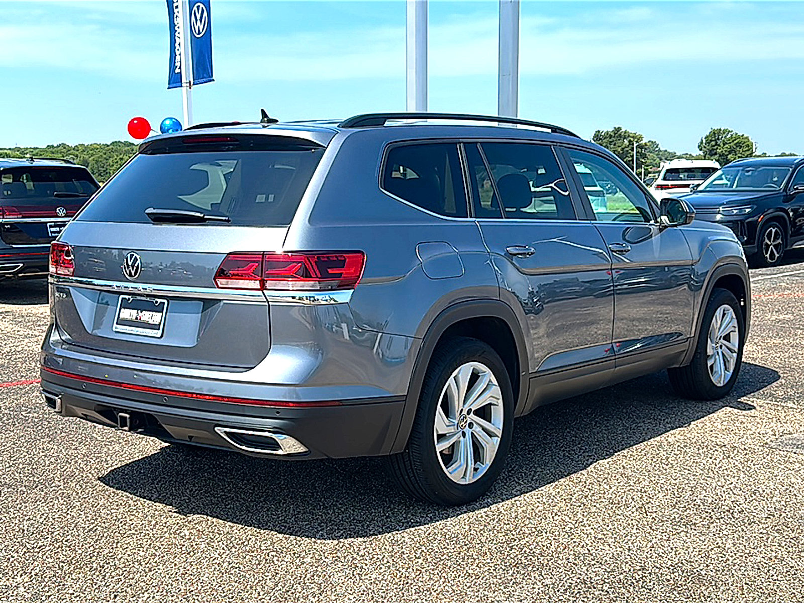 Used 2021 Volkswagen Atlas SE FWD image 8
