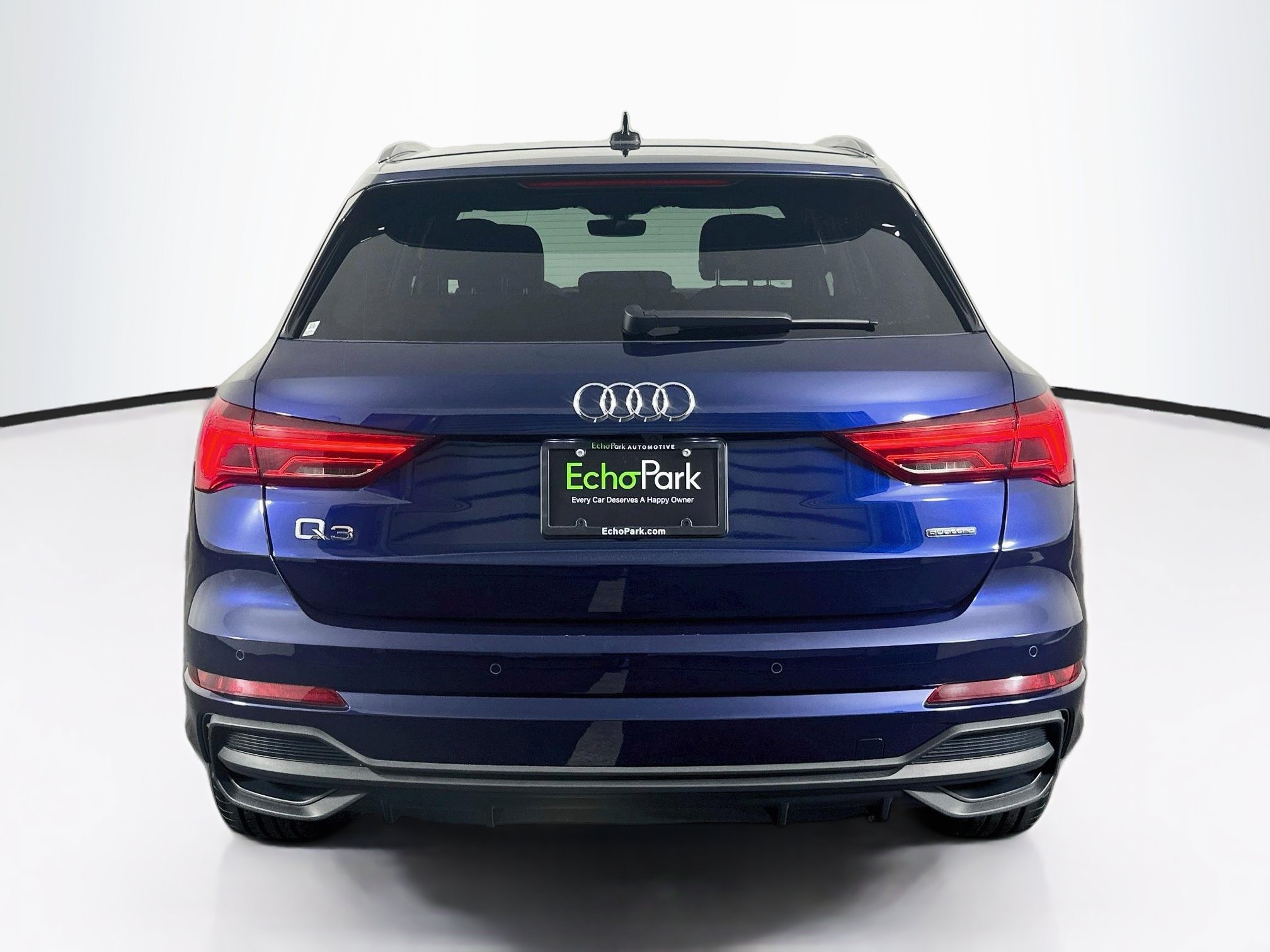 Used 2025 Audi Q3 2.0T Premium AWD/4WD image 7
