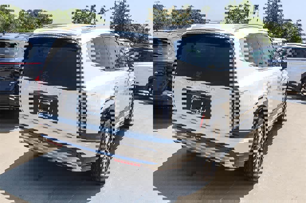 New 2026 Hyundai Ioniq 9 SEL image 4