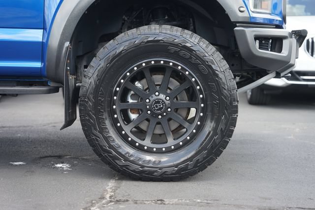 Used 2017 Ford F150 Raptor w/ Equipment Group 802A Luxury AWD/4WD image 4