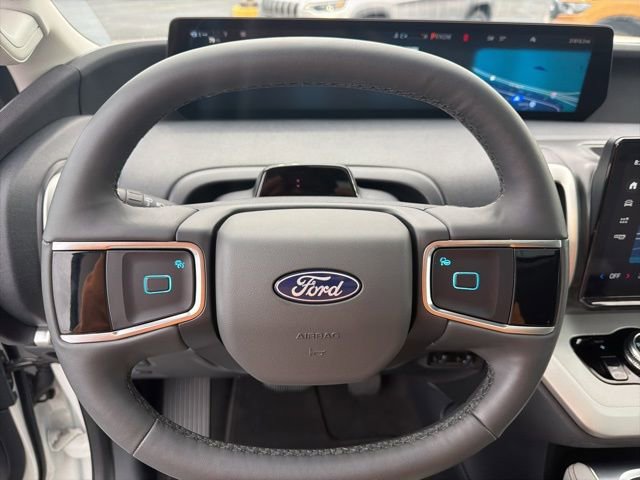 Used 2025 Ford Expedition Max Active image 17