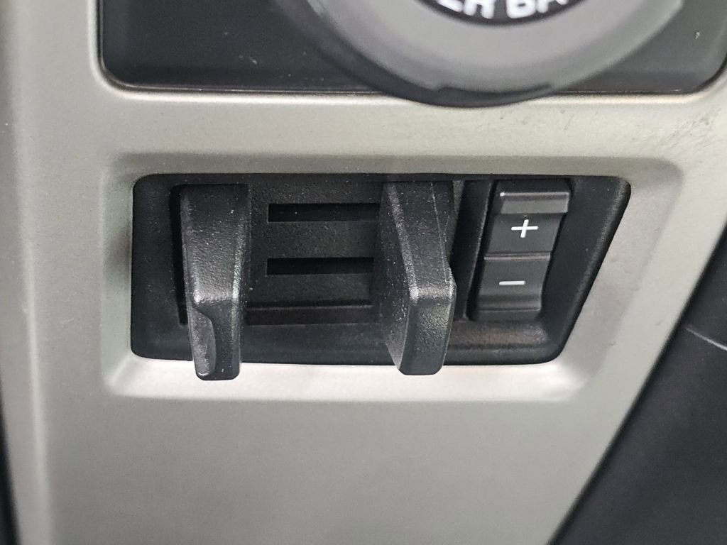 Used 2020 Ford F150 Lariat AWD/4WD image 13