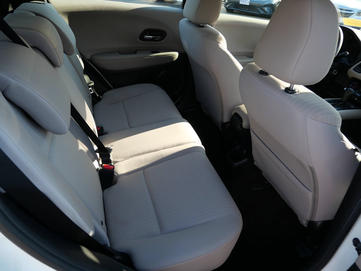 Used 2016 Honda HR-V LX image 23