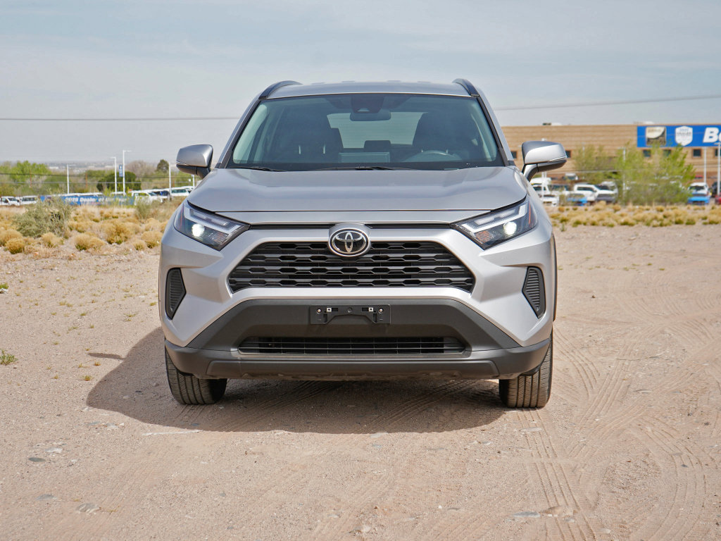 Used 2024 Toyota RAV4 XLE image 3