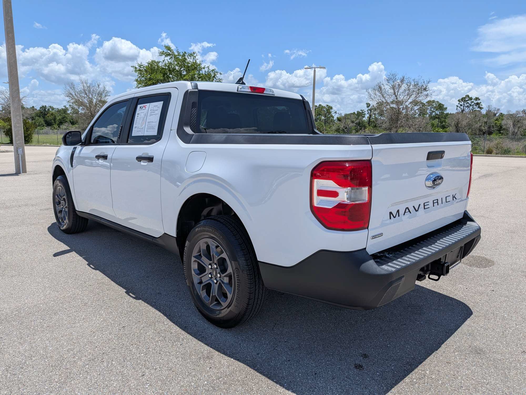 Used 2022 Ford Maverick XLT FWD image 7
