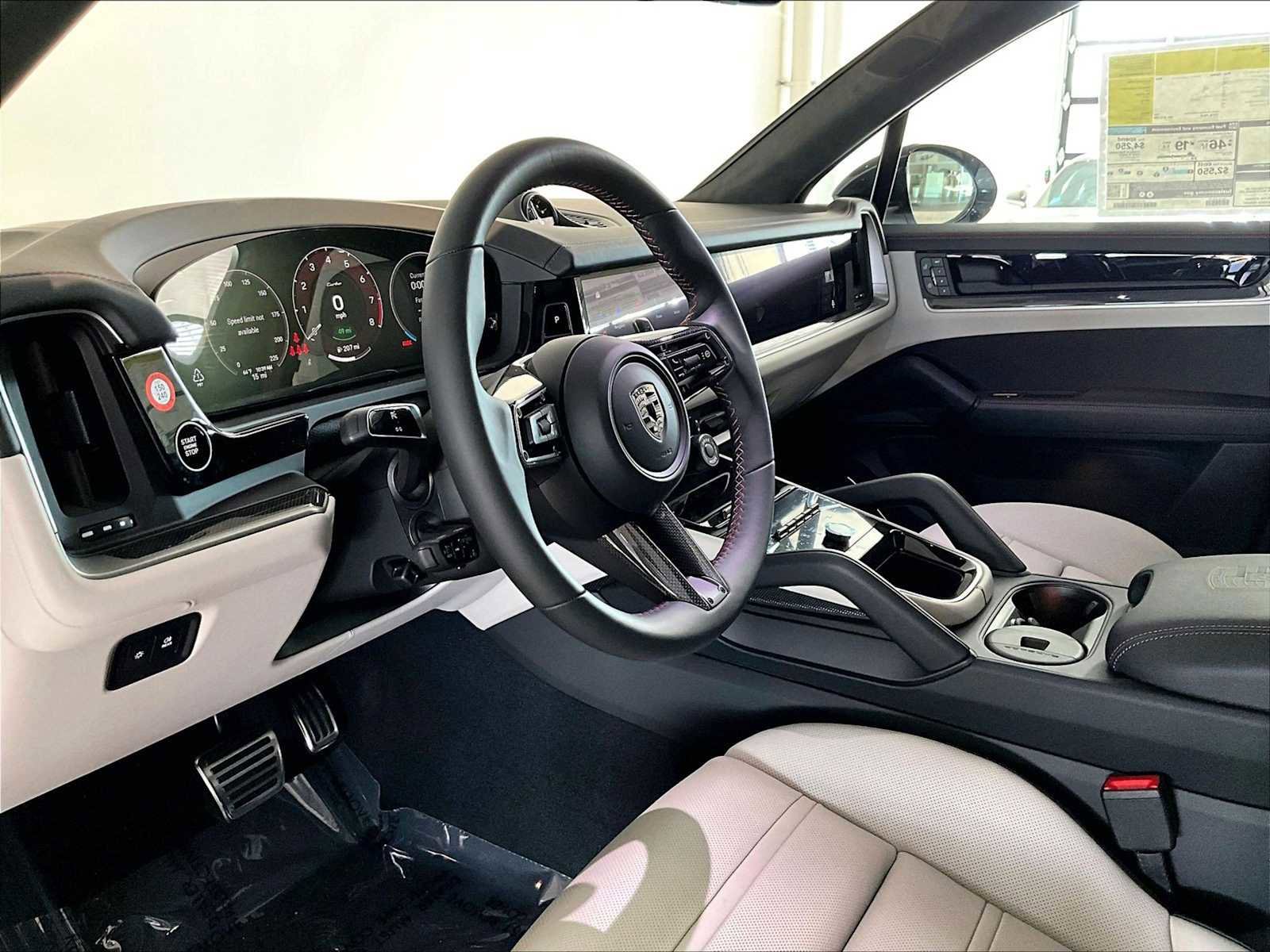 New 2026 Porsche Cayenne Turbo image 4