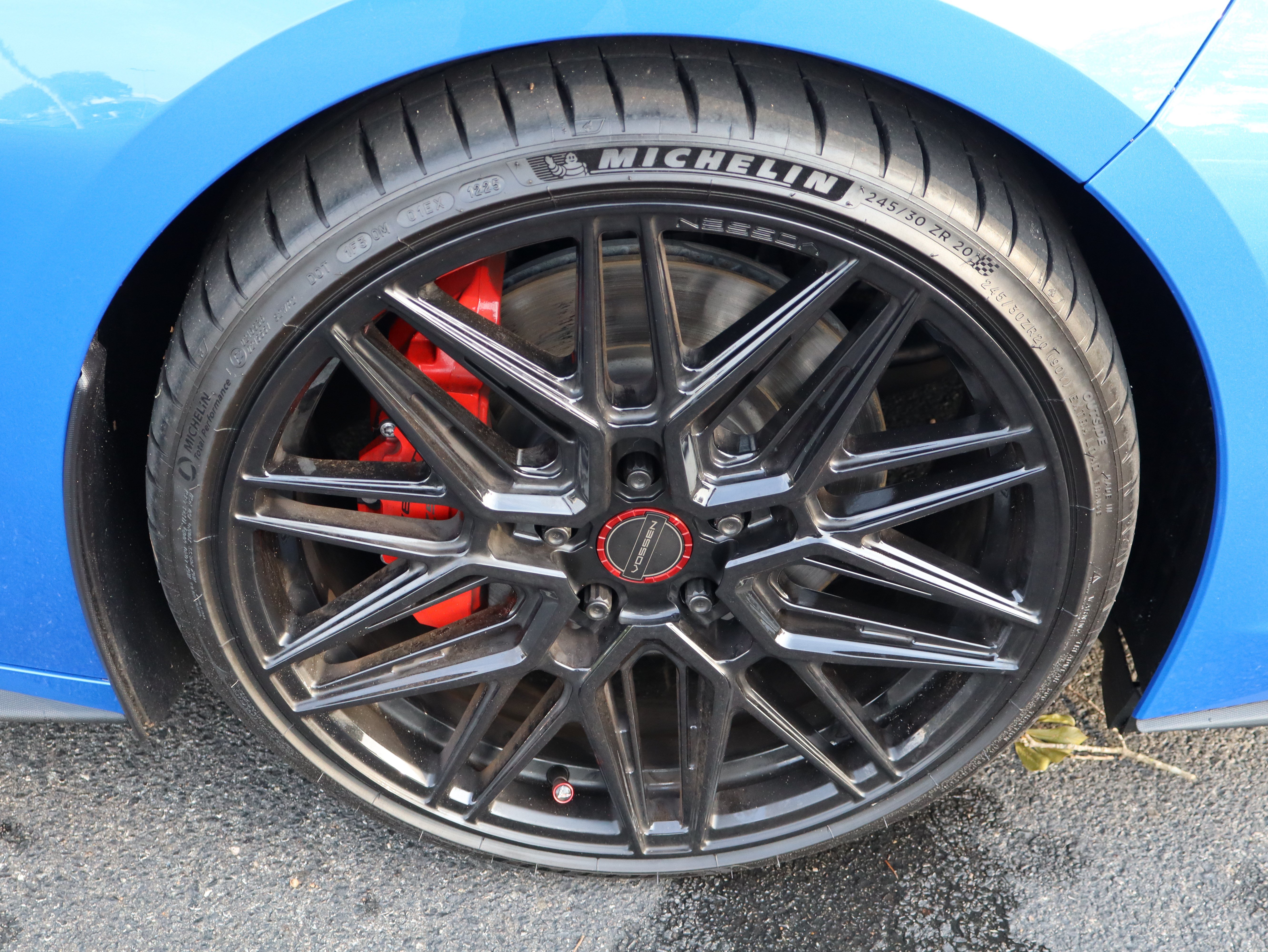 Used 2025 Chevrolet Corvette Stingray Preferred Conv w/ Z51 Performance Package RWD image 59