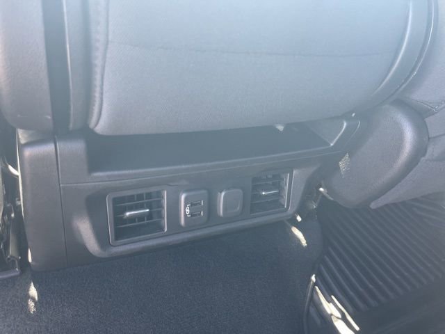 Used 2021 GMC Sierra 1500 SLE w/ Preferred Package image 19