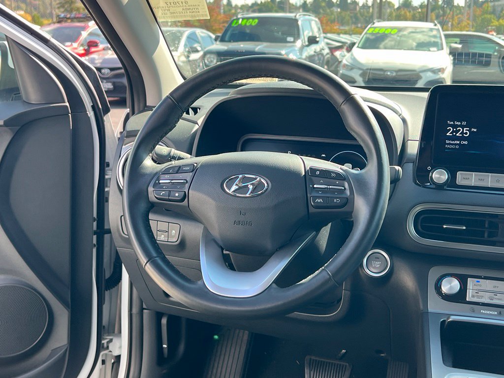 Certified 2023 Hyundai Kona SEL FWD image 11