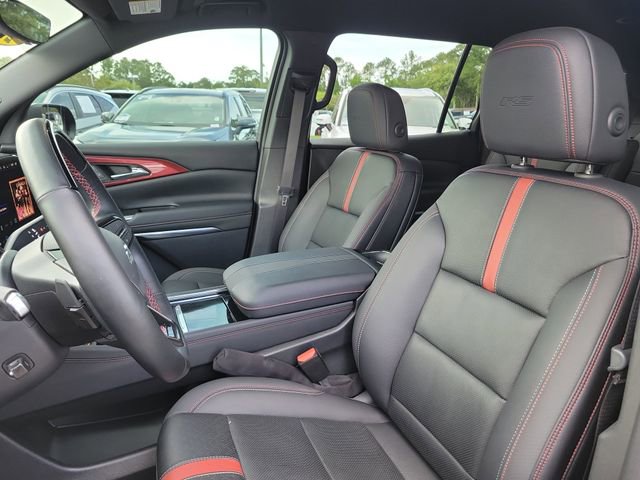 Used 2025 Chevrolet Traverse RS FWD image 27