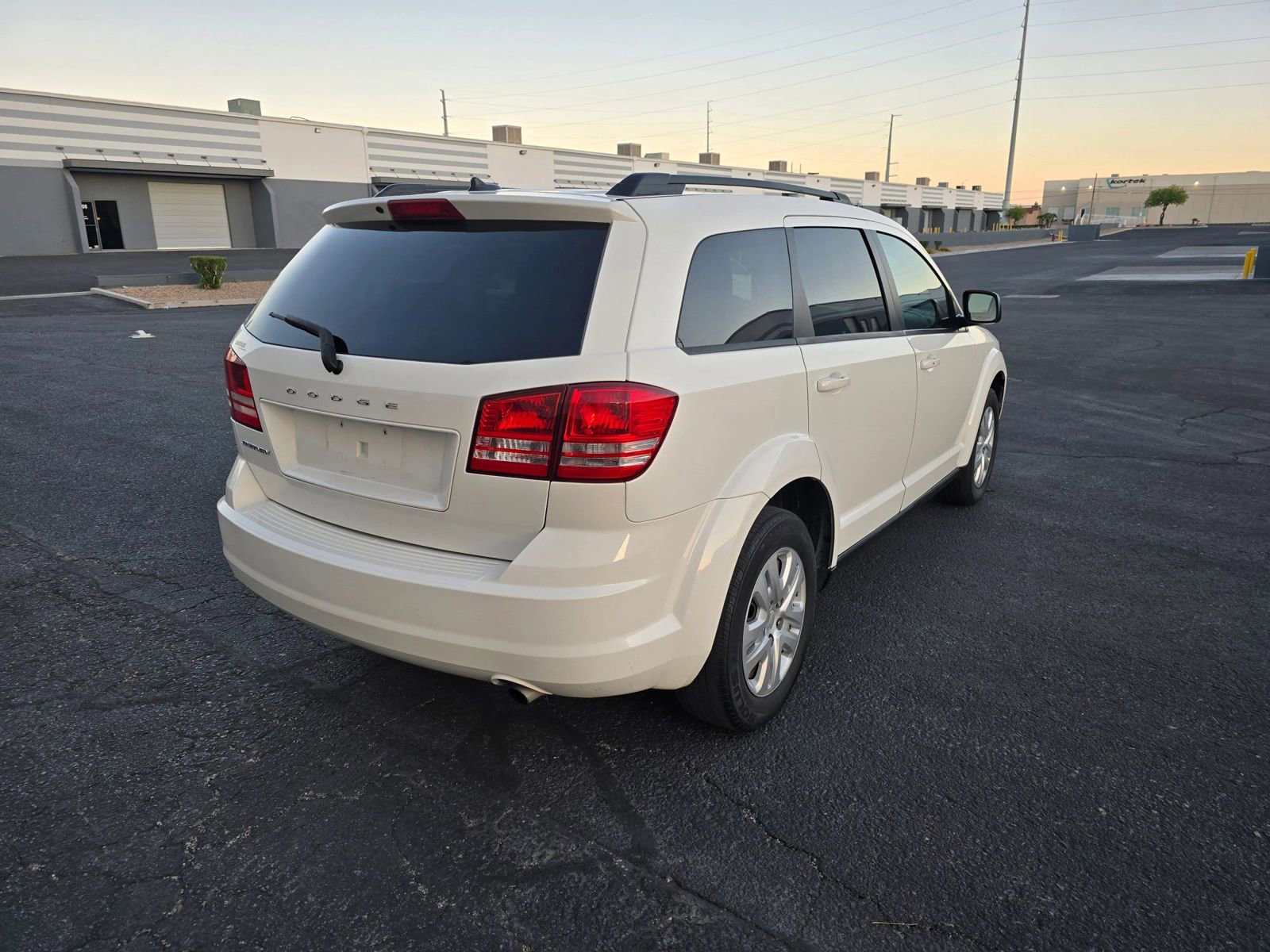 Used 2017 Dodge Journey SE w/ Flexible Seating Group FWD image 5
