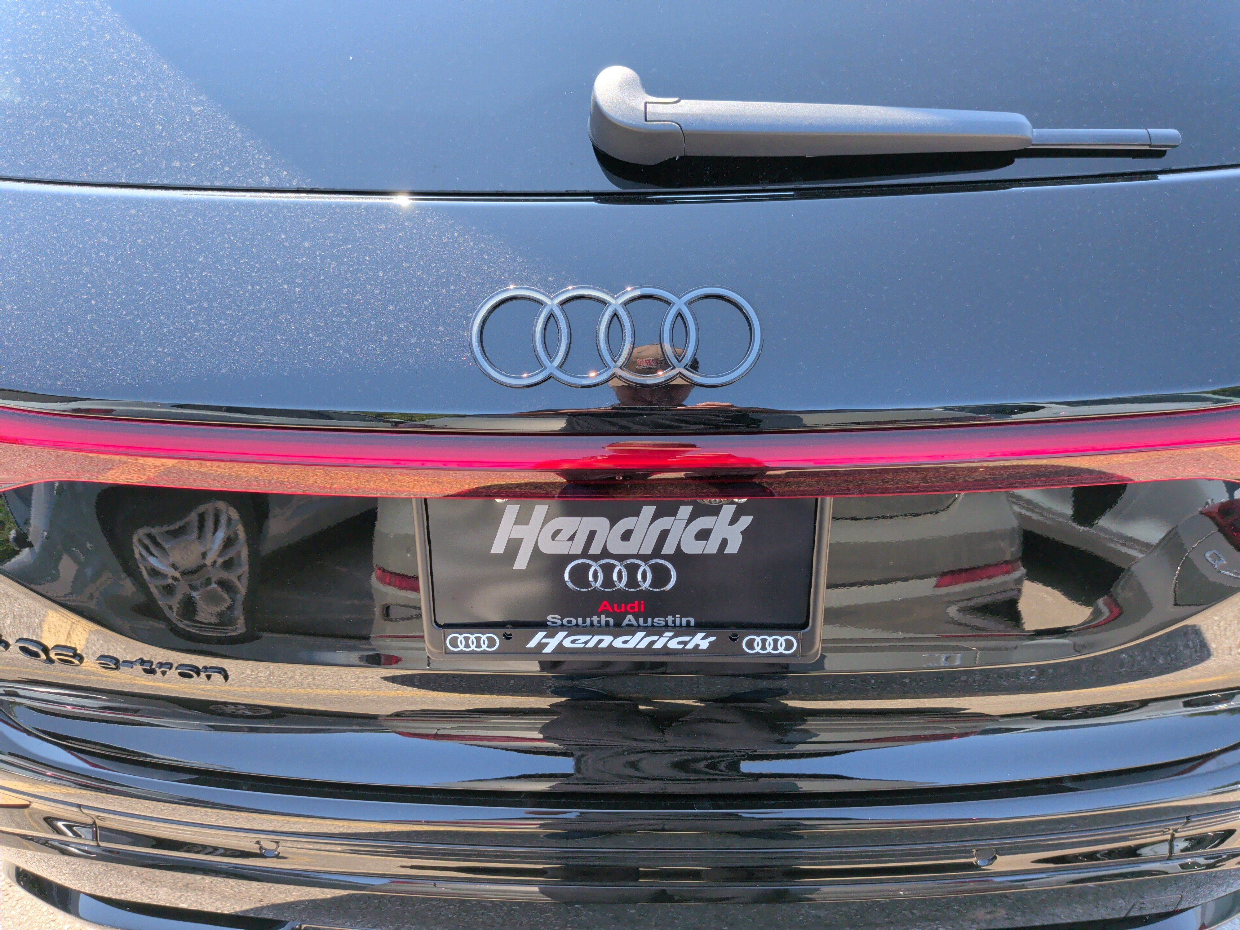New 2027 Audi SQ6 e-tron Prestige AWD/4WD image 36