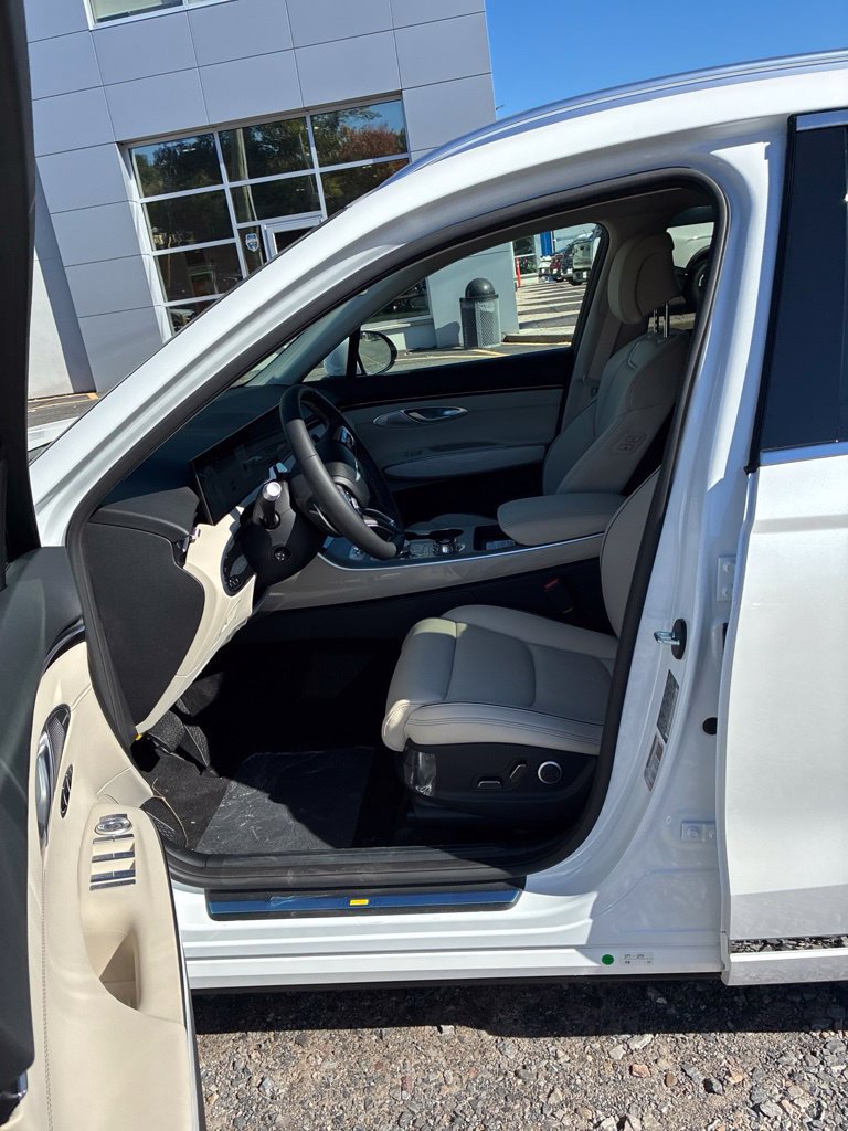 New 2027 Genesis GV70 2.5T Advanced AWD/4WD image 23