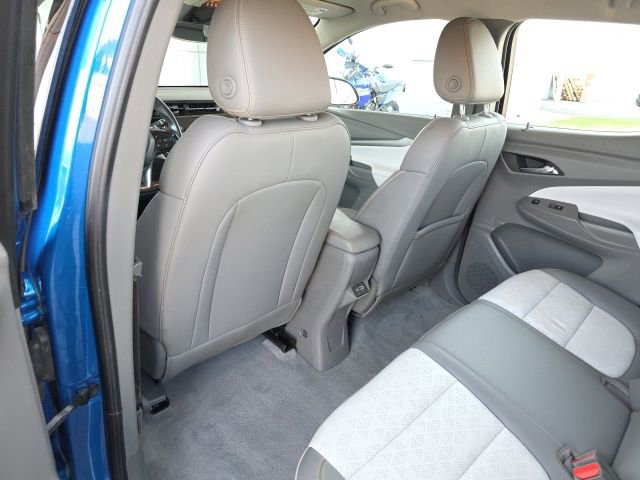 Used 2023 Chevrolet Bolt EUV Premier FWD image 18