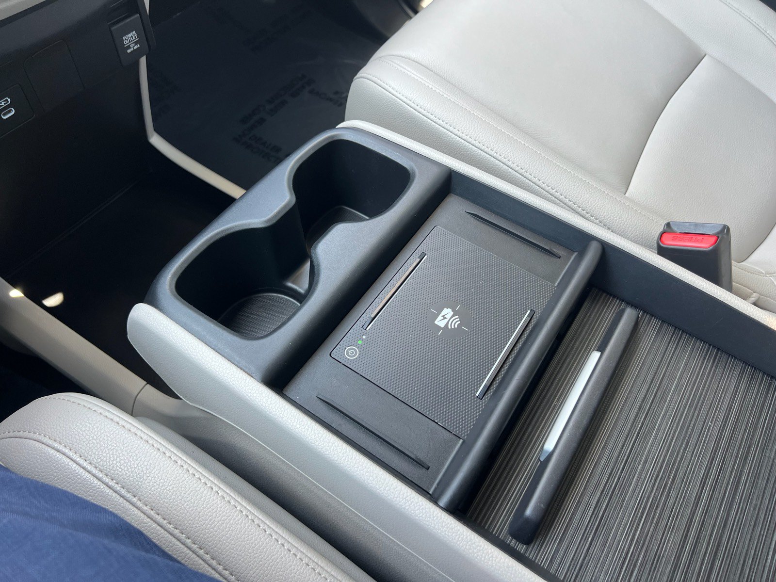 Used 2025 Honda Odyssey EX-L image 32