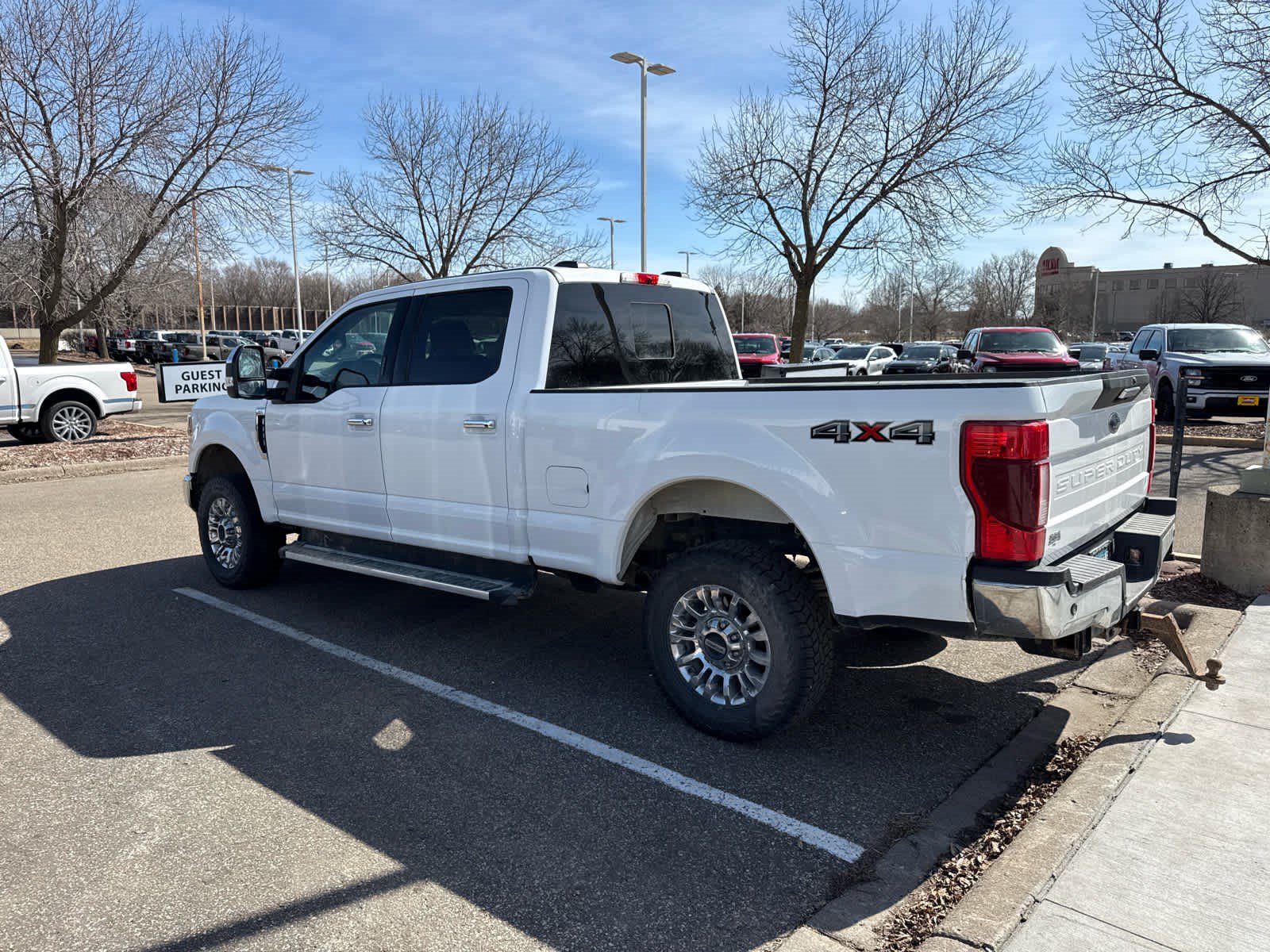 Used 2022 Ford F350 XLT w/ XLT Premium Package AWD/4WD image 5