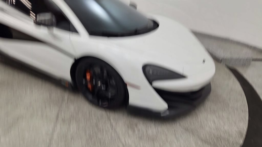 Used 2019 McLaren 600LT RWD image 33