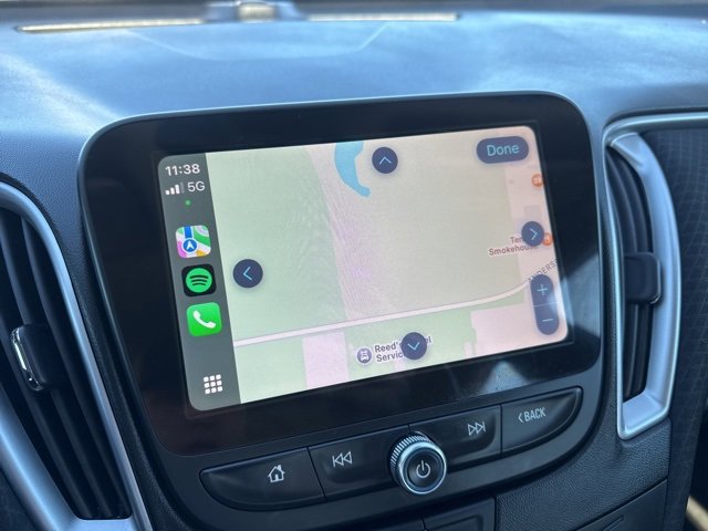 Used 2024 Chevrolet Malibu LT image 3