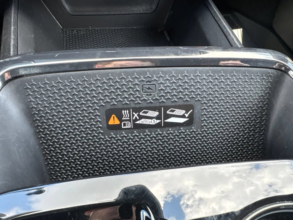Used 2025 Chevrolet Equinox RS AWD/4WD image 11