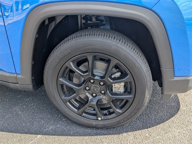 New 2025 Jeep Compass Latitude w/ Sun & Sound Group image 11