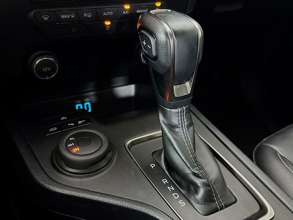 Used 2020 Ford Ranger Lariat w/ Trailer Tow Package image 16