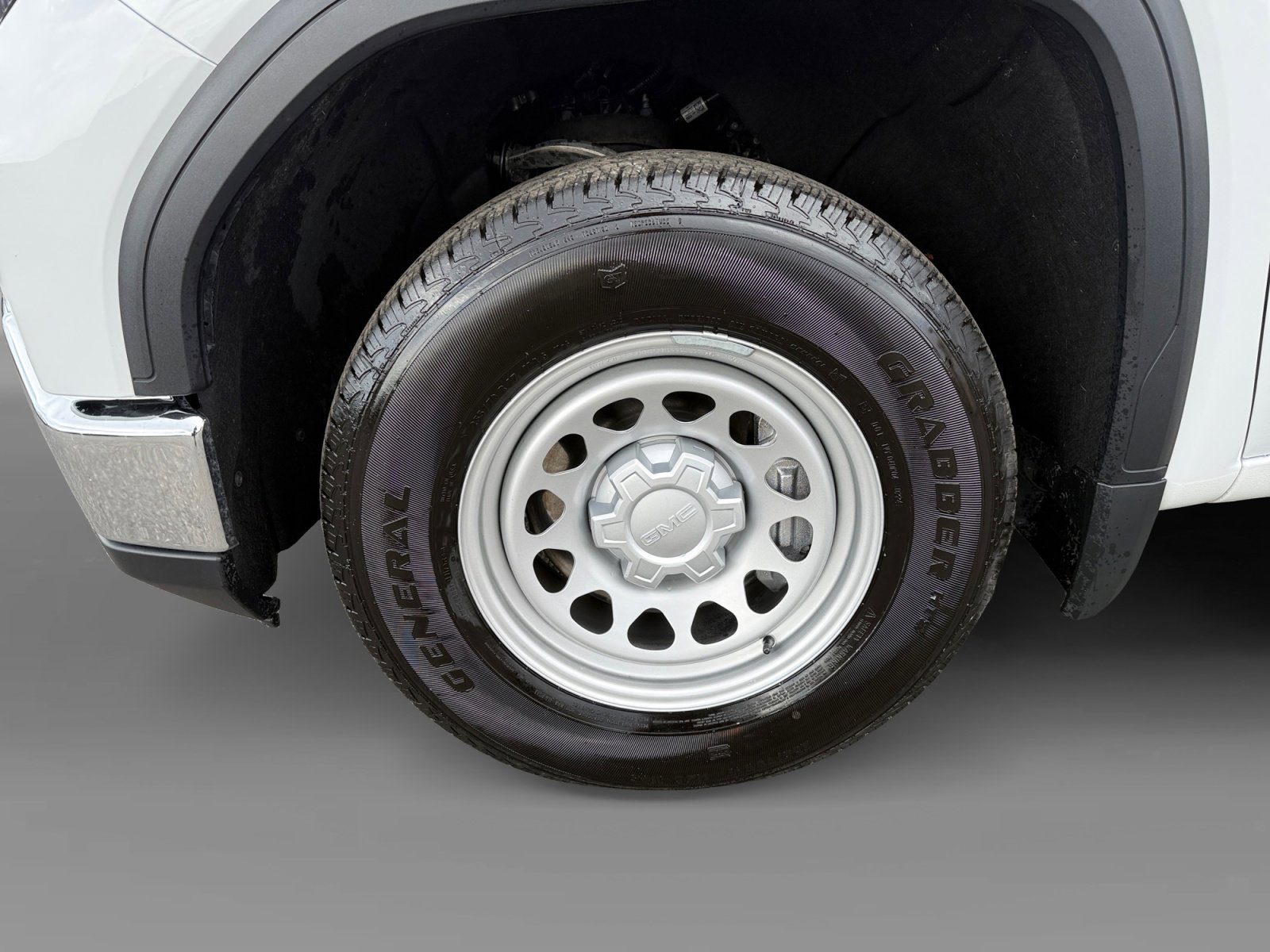 Used 2024 GMC Sierra 1500 Pro w/ Pro Value Package image 9