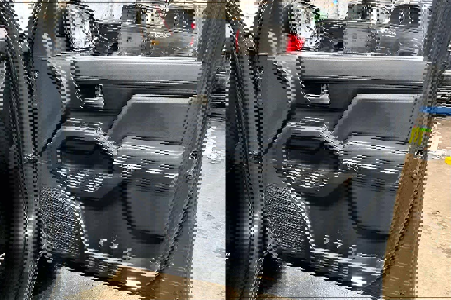 Certified 2025 Toyota Tacoma TRD Off-Road image 21