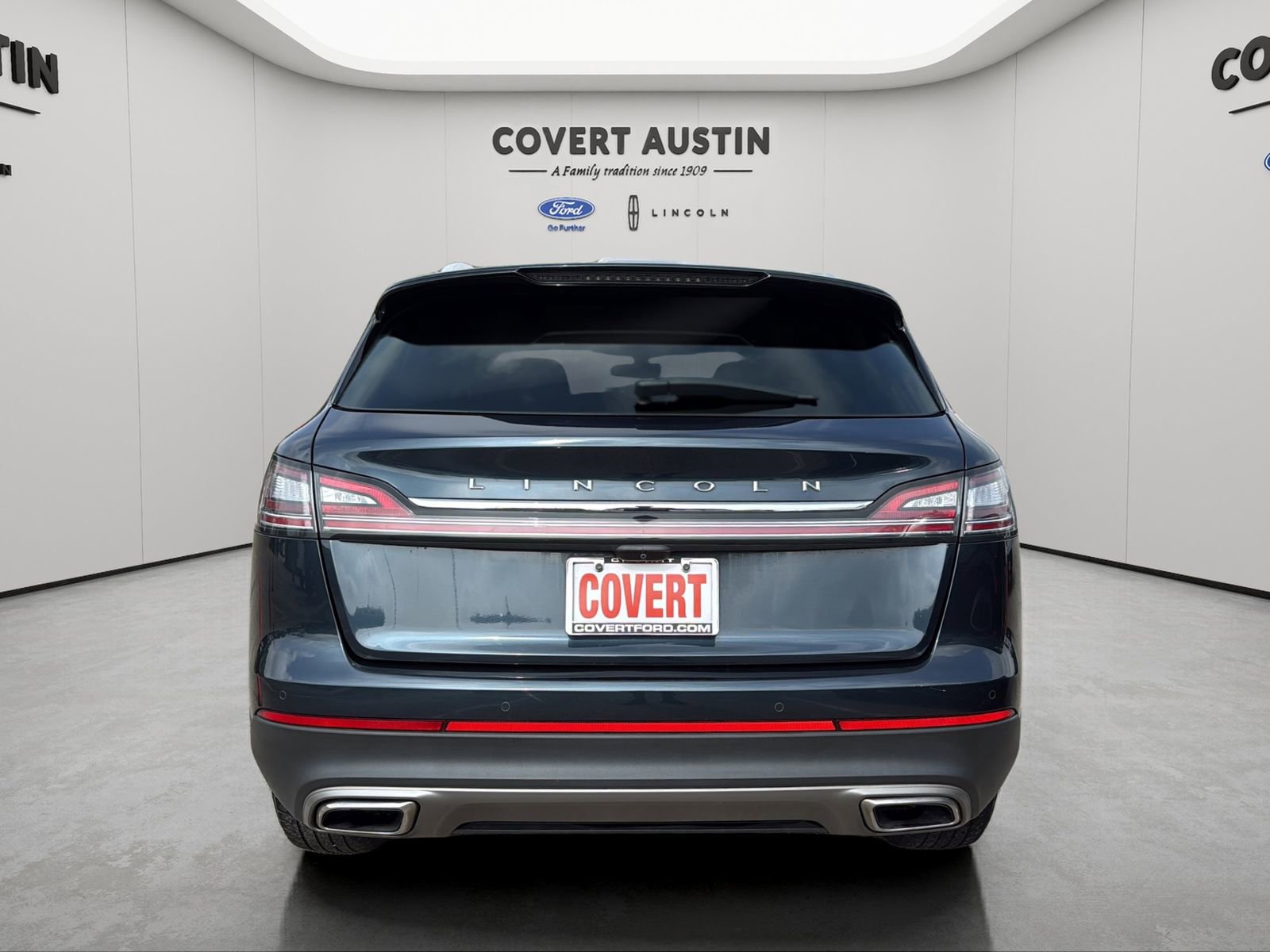 Certified 2022 Lincoln Nautilus FWD w/ Premium Package image 4