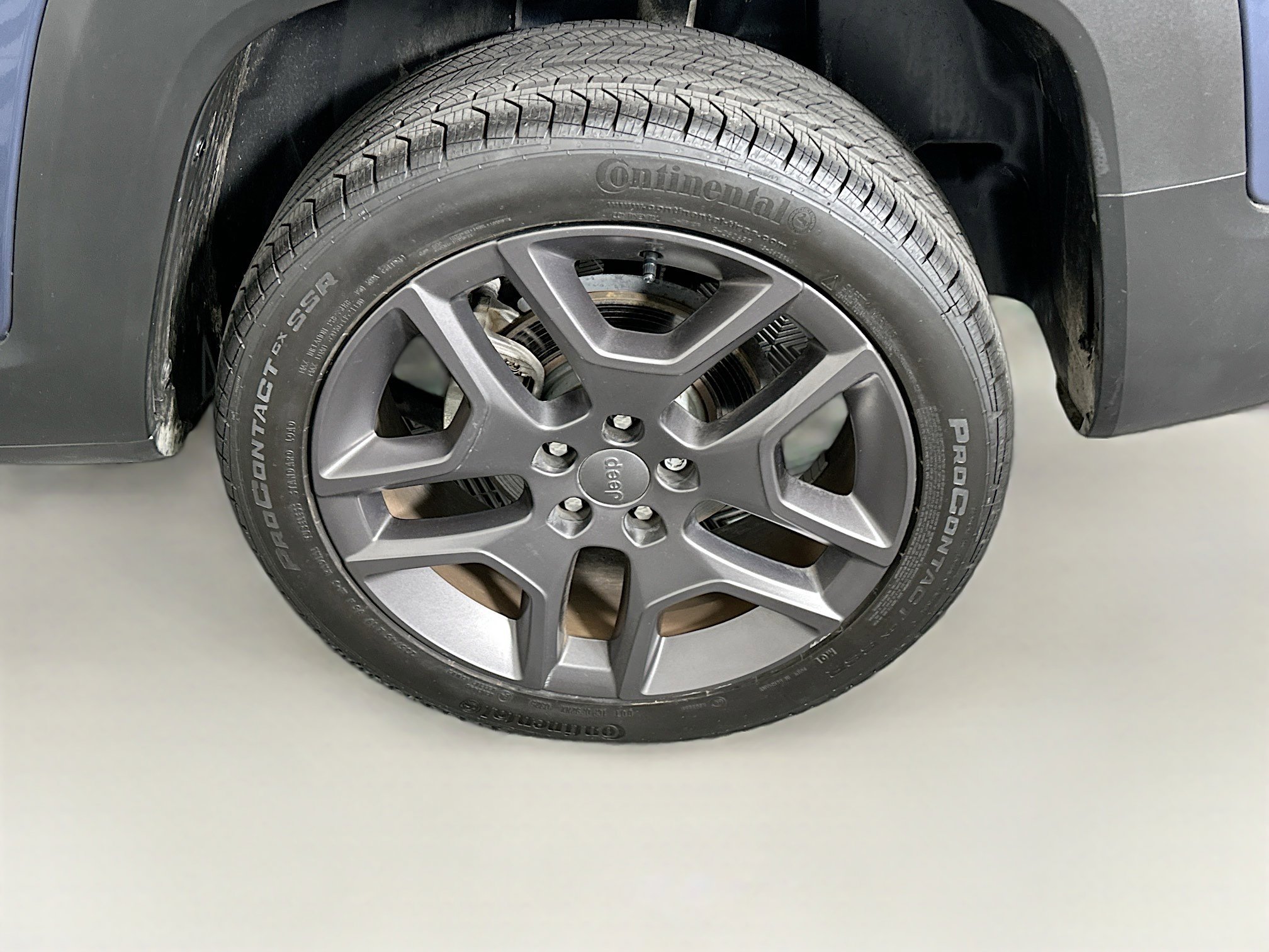 Used 2021 Jeep Renegade Latitude AWD/4WD image 11