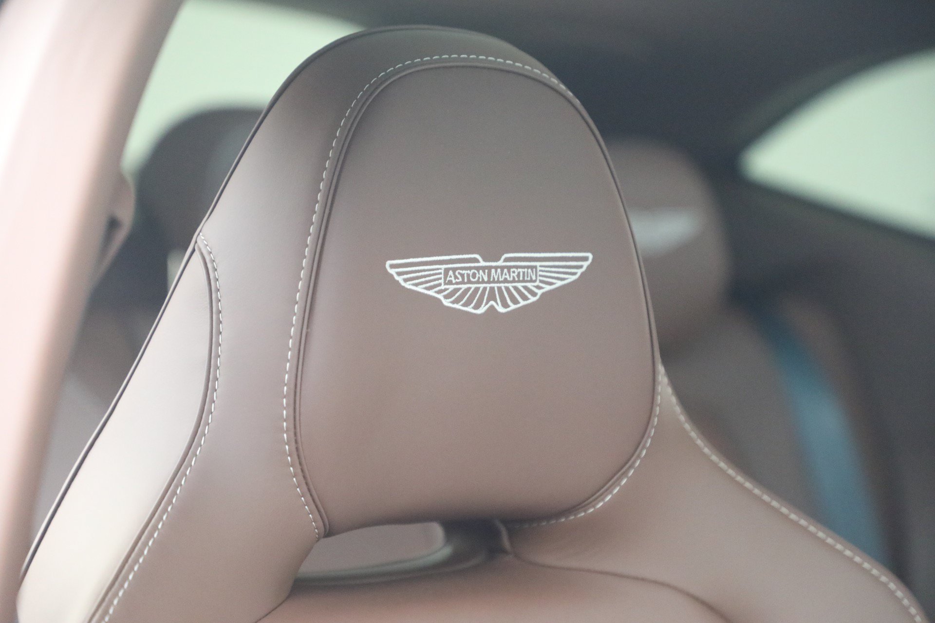 Used 2026 Aston Martin DBX 707 AWD/4WD image 29
