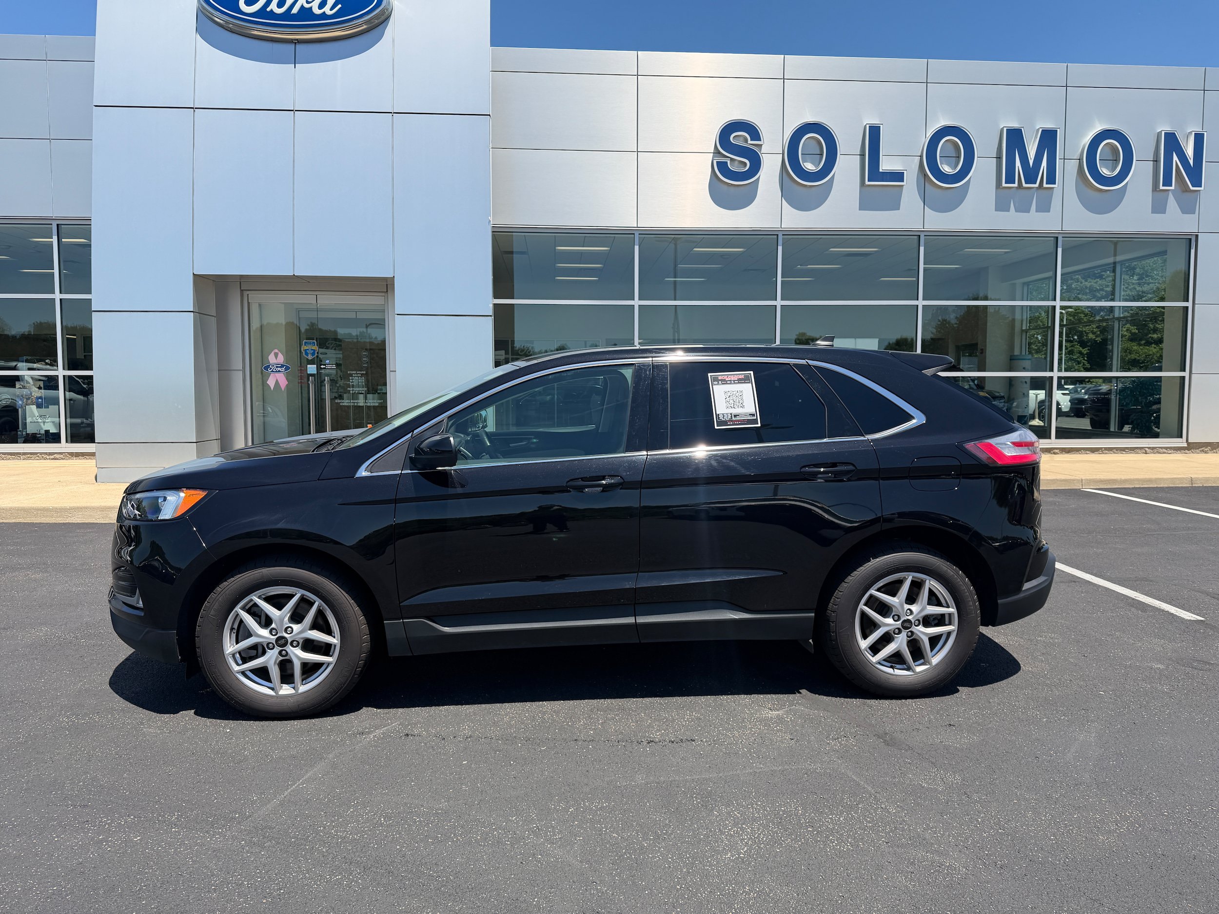 Certified 2024 Ford Edge SEL w/ Convenience Package AWD/4WD image 9