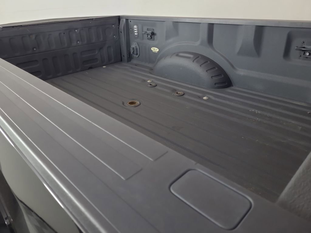 Used 2018 Ford F350 Lariat image 23