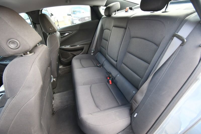 Used 2025 Chevrolet Malibu LT FWD image 15