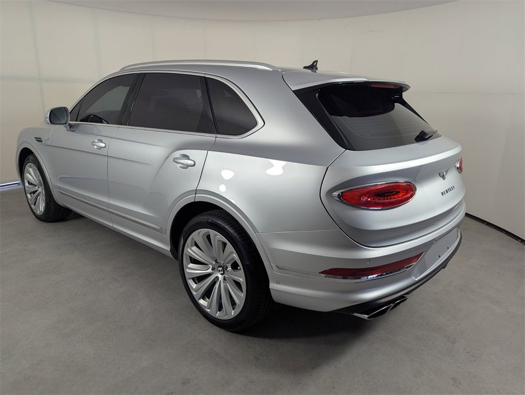 Used 2023 Bentley Bentayga image 6