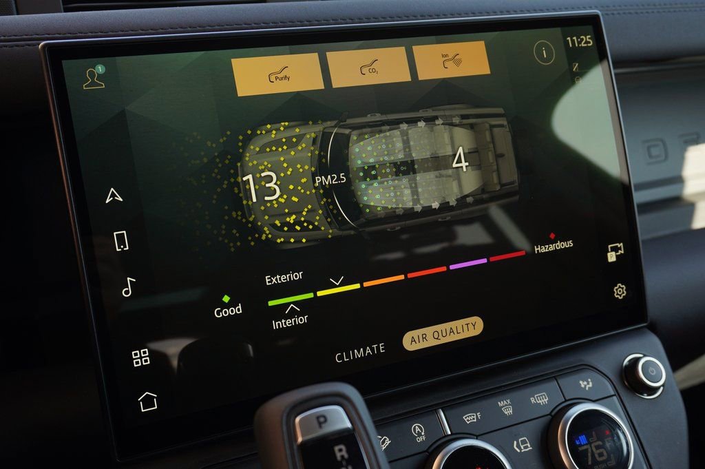 New 2026 Land Rover Defender 130 S image 21