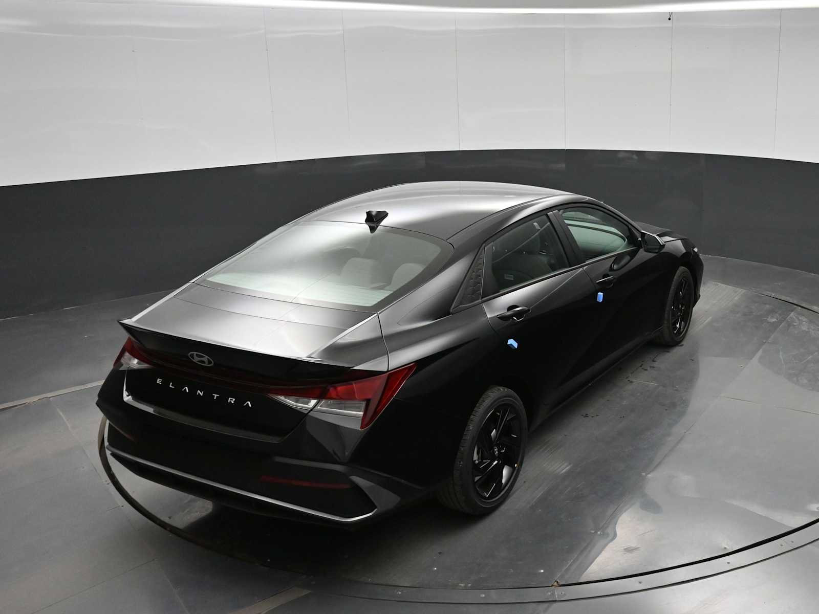New 2026 Hyundai Elantra Sport FWD image 29