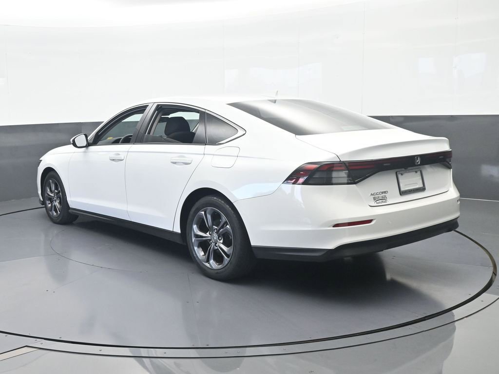 Used 2023 Honda Accord EX image 4