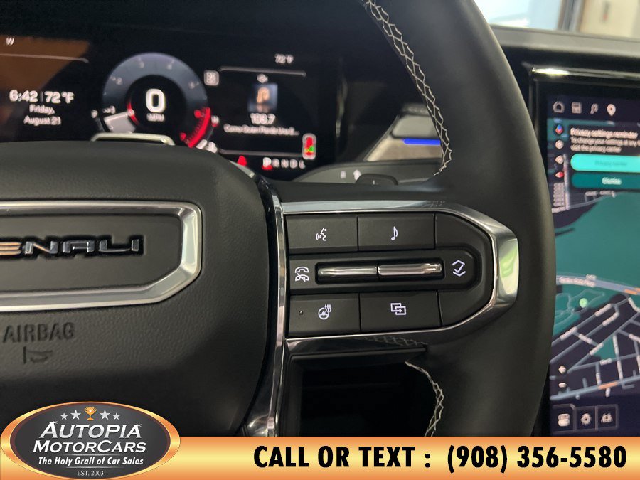 Used 2026 GMC Acadia Denali Ultimate FWD image 37
