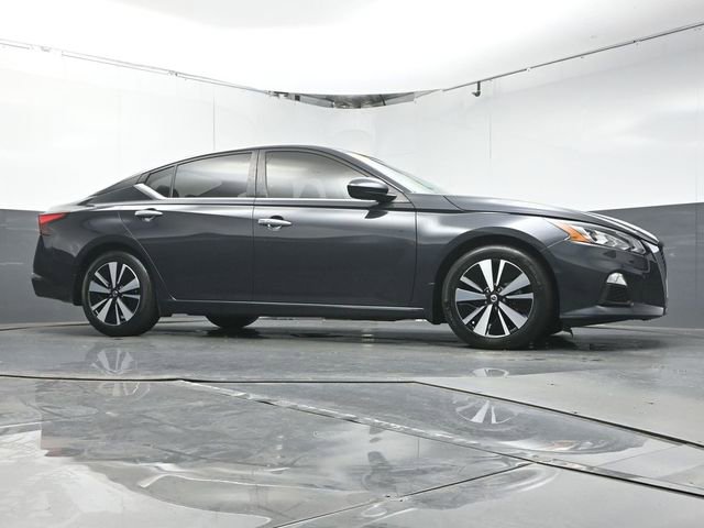 Used 2022 Nissan Altima 2.5 SV image 29