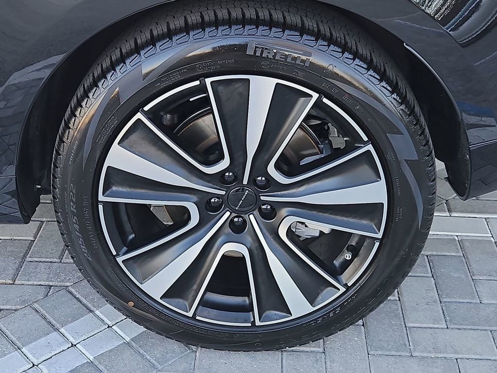 New 2026 Land Rover Range Rover SE image 14