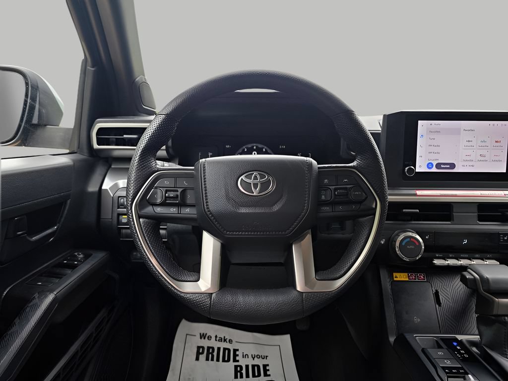 Used 2024 Toyota Tacoma SR5 AWD/4WD image 15