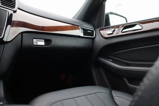 Used 2019 Mercedes-Benz GLS 450 4MATIC image 45