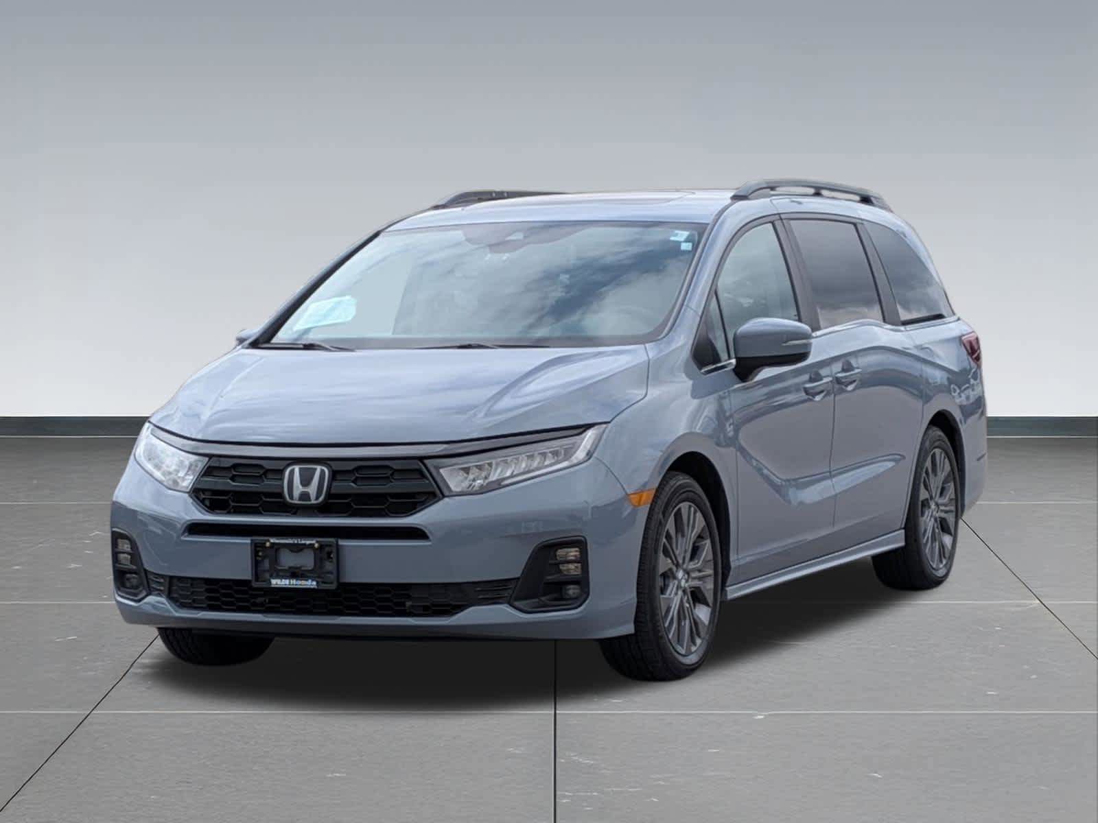 Used 2025 Honda Odyssey Touring image 10