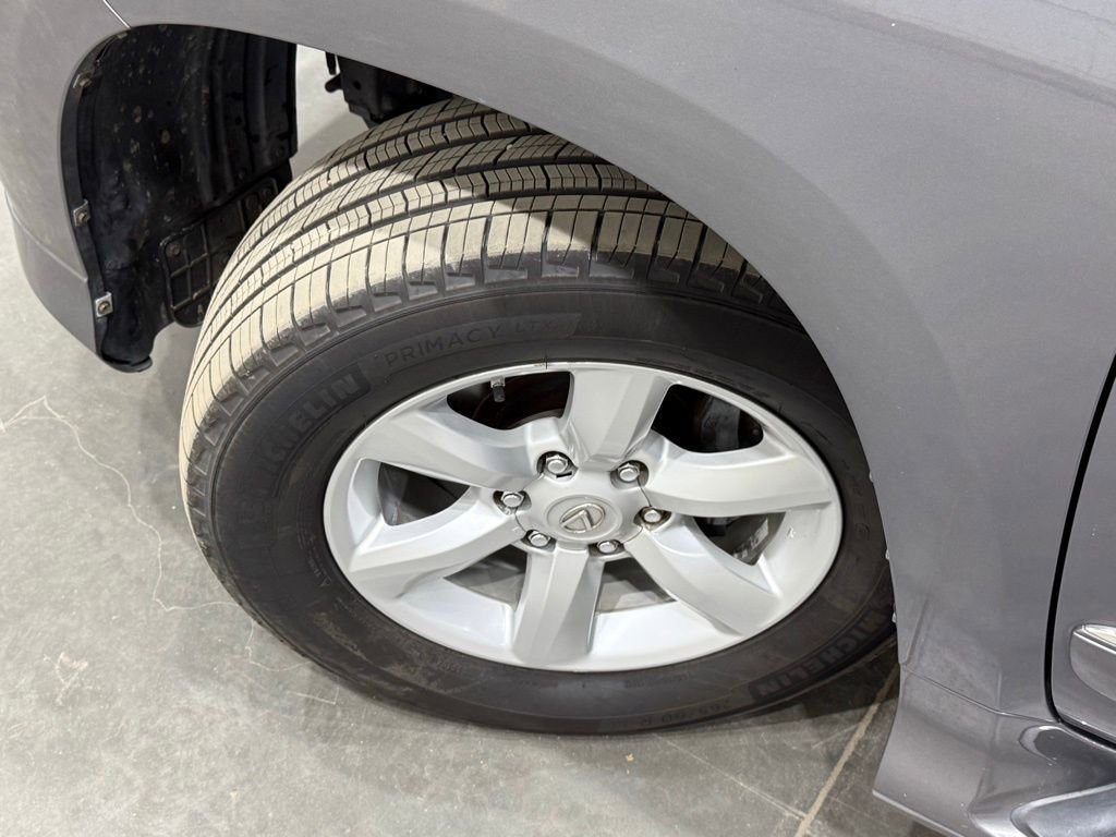Used 2016 Lexus GX 460 image 36