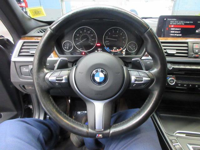 Used 2018 BMW 340i xDrive Sedan w/ Premium Package AWD/4WD image 19