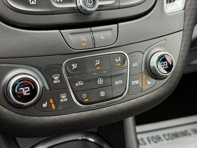 Used 2024 Chevrolet Malibu LT image 28