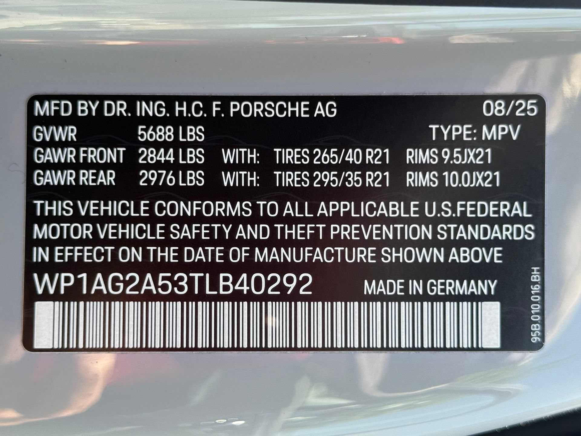 Used 2026 Porsche Macan S AWD/4WD image 36