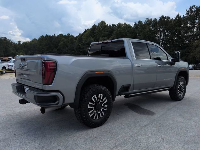 Used 2024 GMC Sierra 3500 Denali Ultimate AWD/4WD image 4