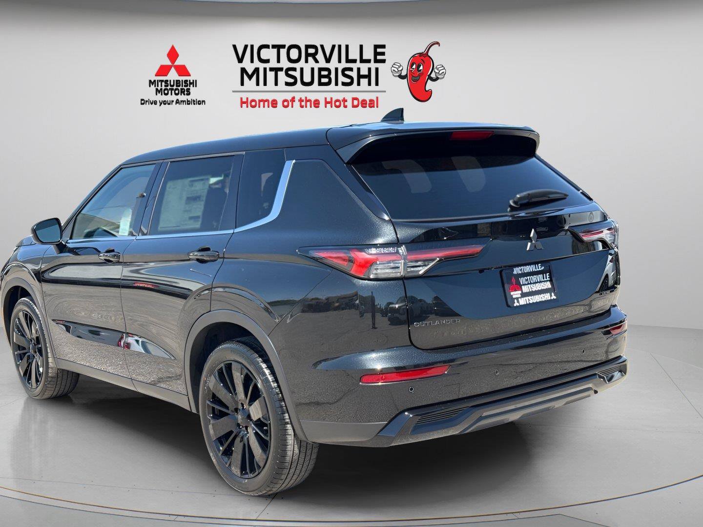 New 2026 Mitsubishi Outlander LE FWD image 6